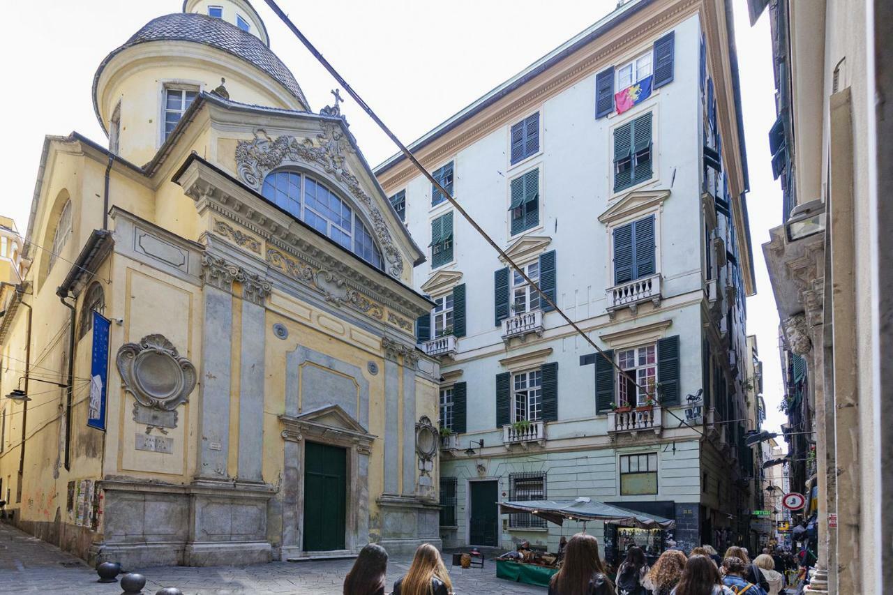 Wood And Stone Apartment In The Historical Center Genua Buitenkant foto