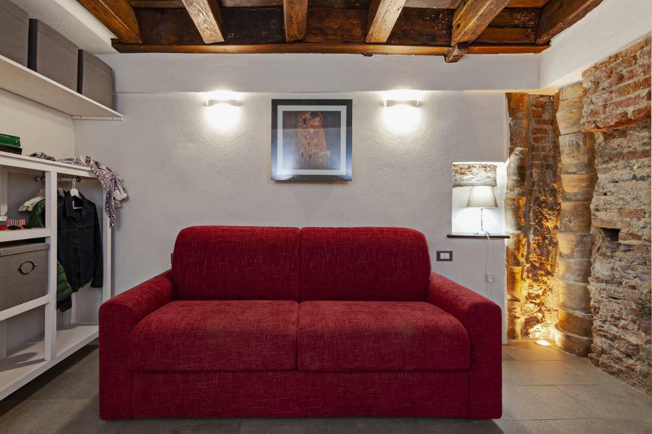 Wood And Stone Apartment In The Historical Center Genua Buitenkant foto