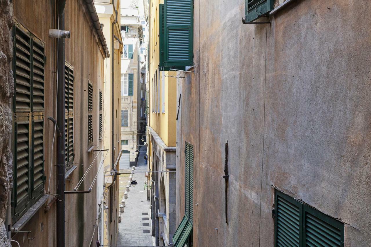 Wood And Stone Apartment In The Historical Center Genua Buitenkant foto